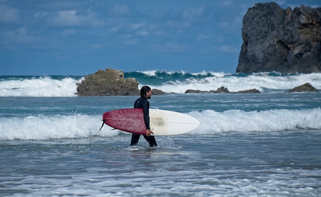 Zimowe kursy żeglarskie – dlaczego warto?